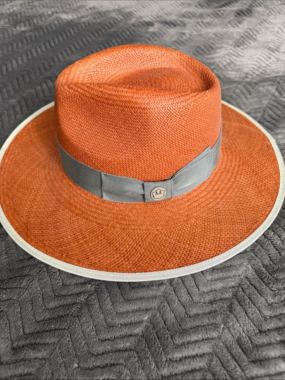 Goorin Bros Brown/Orange Straw Fedora with Gray Band